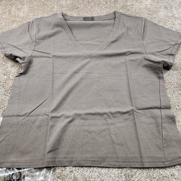 nuuds Tops - Nuuds Everyday T Shirt V Neck Size Medium Olive Mocha Brown New in Package